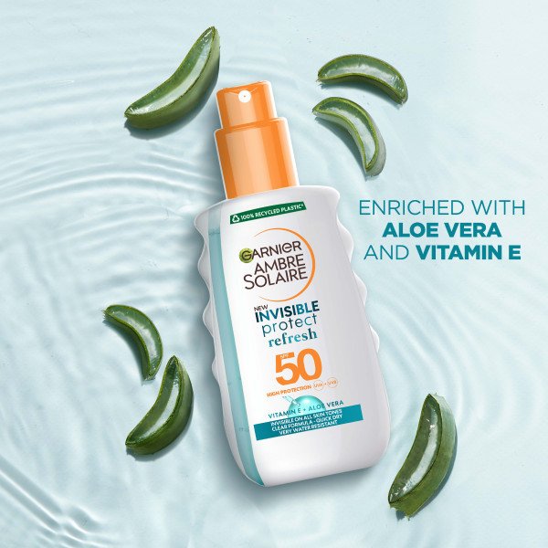Ambre Solaire Invisible Protect Refresh Spray SPF50 LIFESTYLE